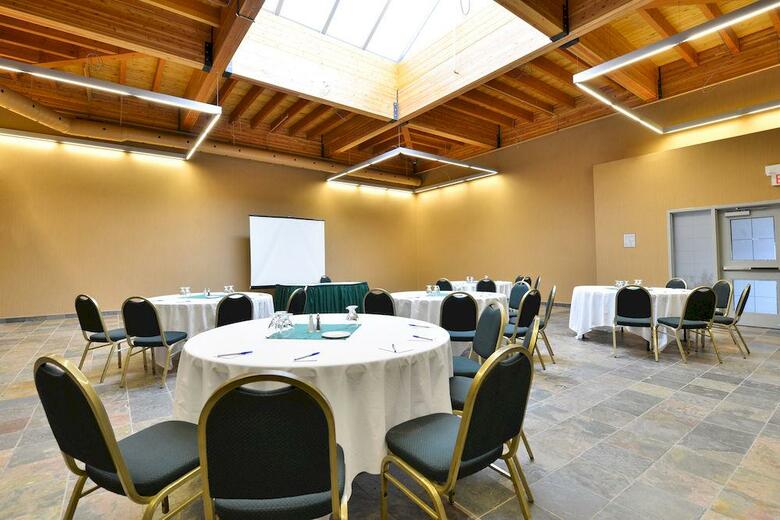 Radisson Hotel & Convention Center Edmonton
