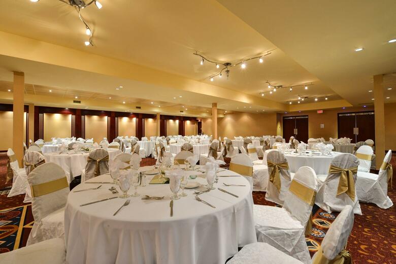 Radisson Hotel & Convention Center Edmonton