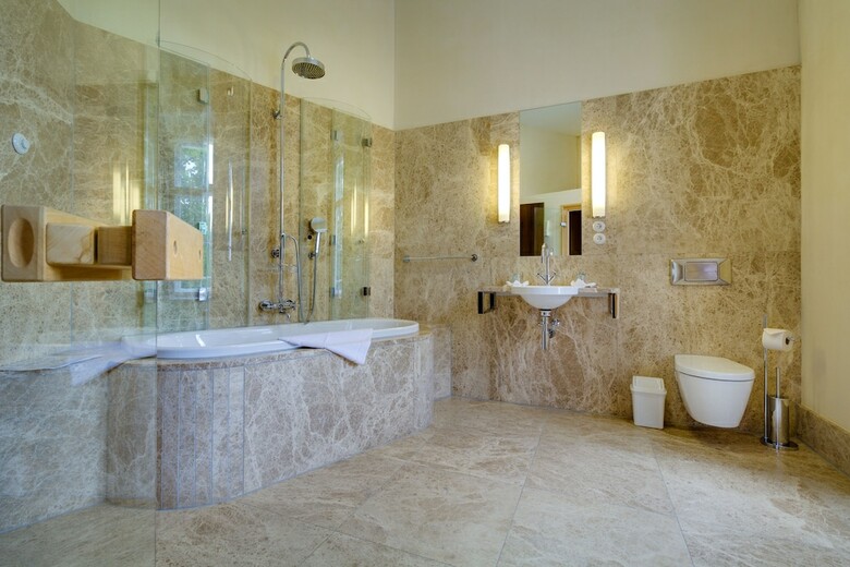 Schlosshotel F�rstlich Drehna