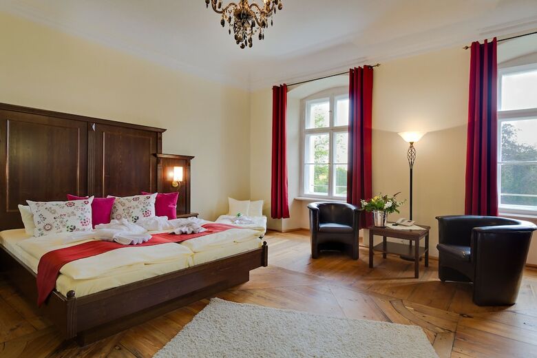 Schlosshotel F�rstlich Drehna