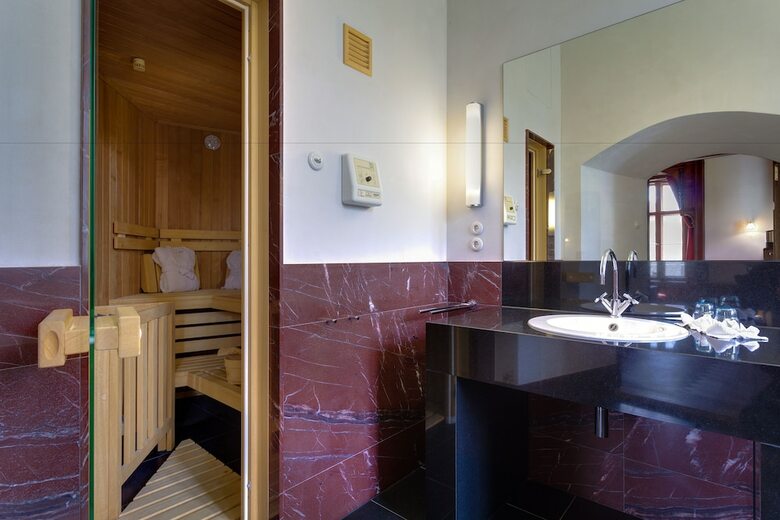 Schlosshotel F�rstlich Drehna