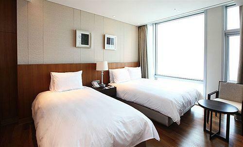 Lotte City Hotel Jeju