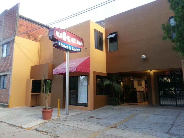 Uke Inn Hotel & Suites