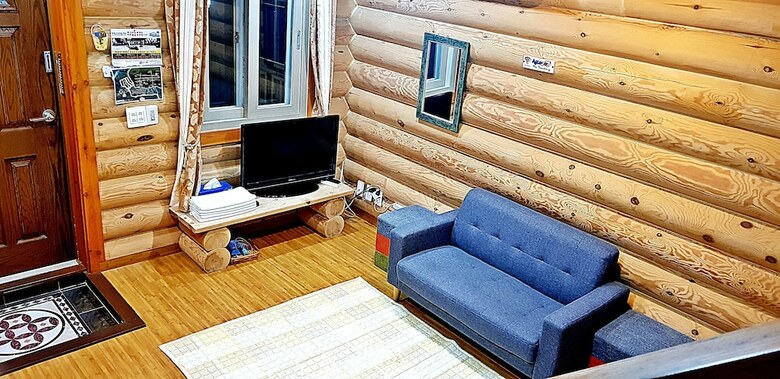 Hotel Jeju Jungmun Log Pension & Resort