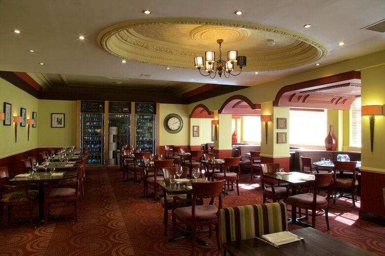 Carlisle, Sure Hotel Collection By Best Western