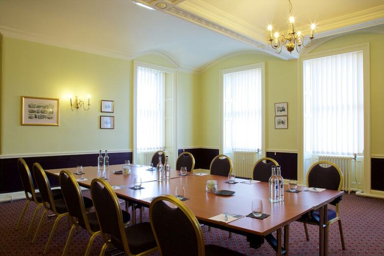 Carlisle, Sure Hotel Collection By Best Western