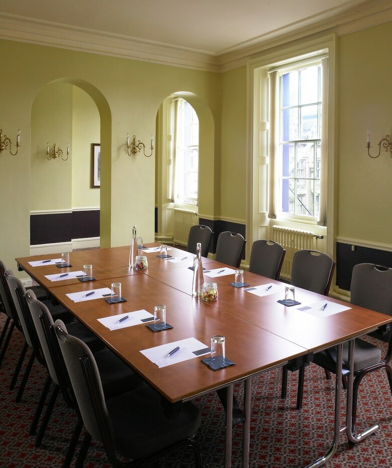 Carlisle, Sure Hotel Collection By Best Western