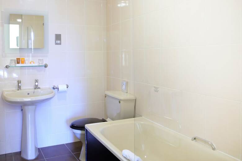 Carlisle, Sure Hotel Collection By Best Western
