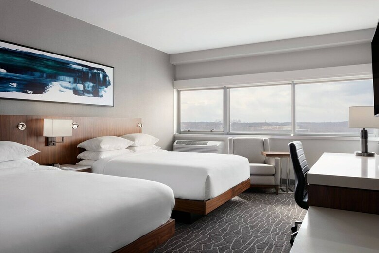 Delta Hotels By Marriott Chicago Willowbrook