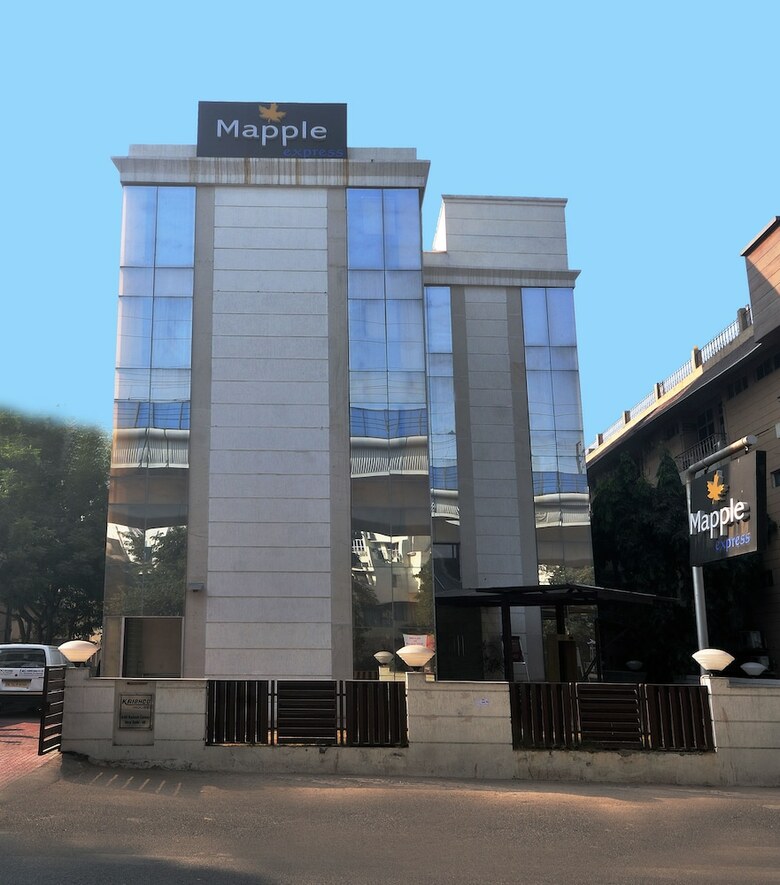 Hotel Mapple Express
