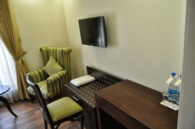 Hotel Mapple Express