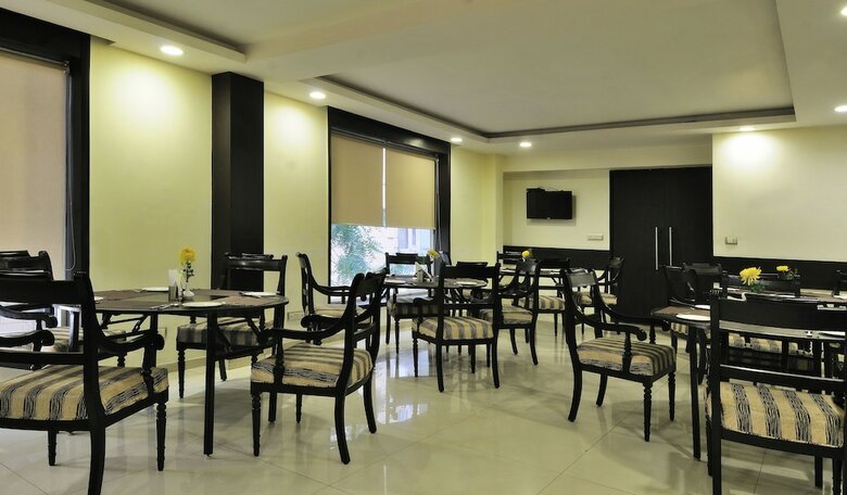 Hotel Mapple Express