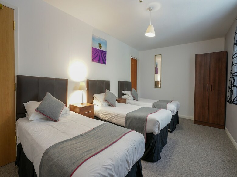 Oyo Shanklin Beach Hotel