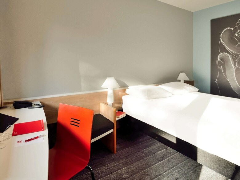 Hotel Ibis Dieppe Val Druel