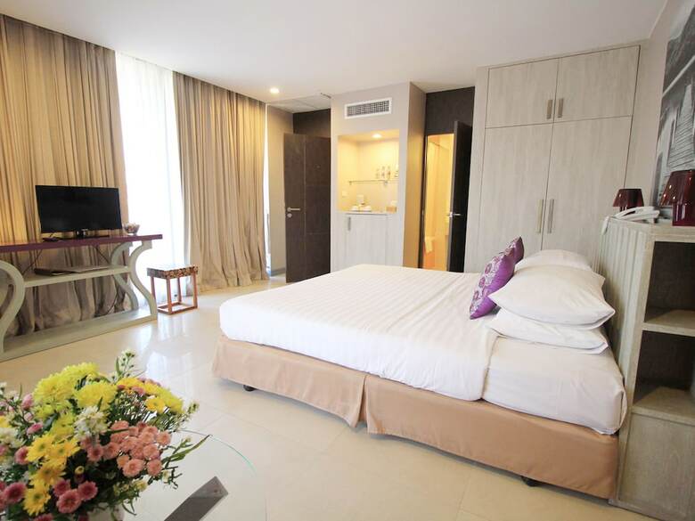 Hotel Tropicana