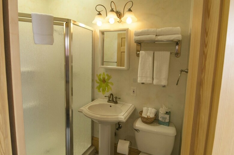 The Saint Philip Hotel