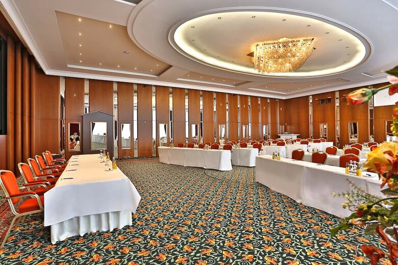 Cliff Hotel R�gen - Resort & Spa