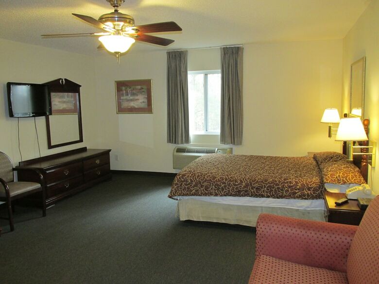 Motel High Falls Hide-a-way Lodging