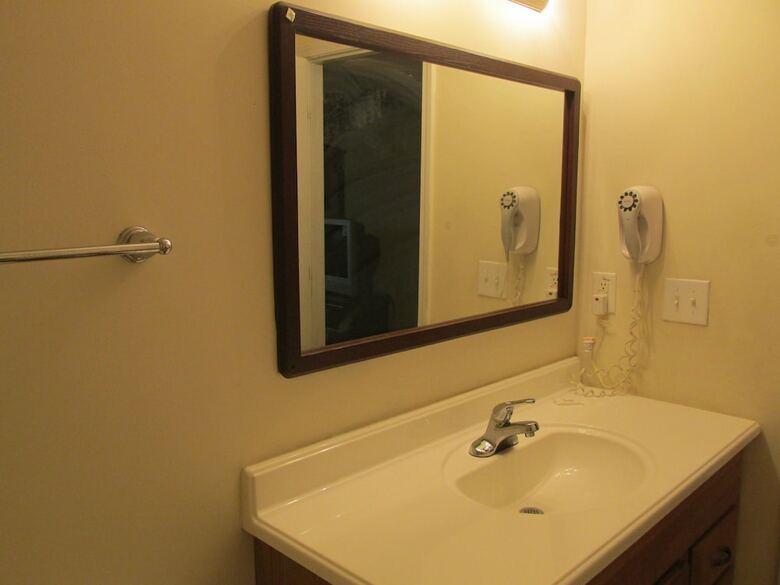 Motel High Falls Hide-a-way Lodging