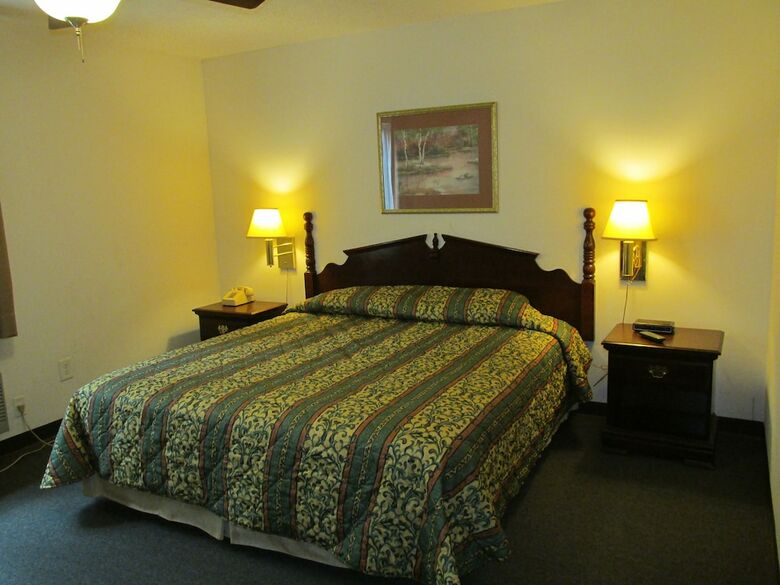 Motel High Falls Hide-a-way Lodging