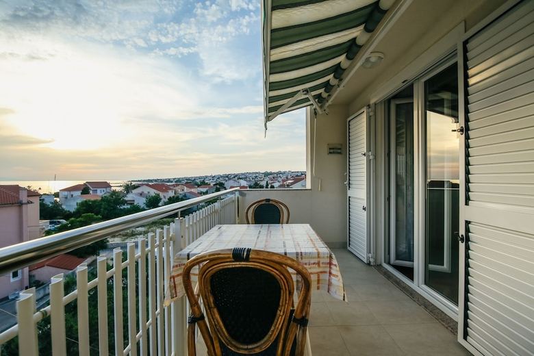 Hostal Apartments & Rooms Peranic