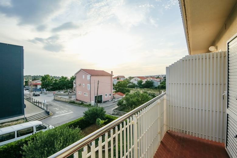 Hostal Apartments & Rooms Peranic