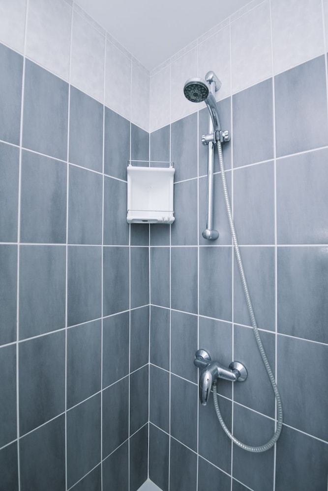 Hostal Apartments & Rooms Peranic