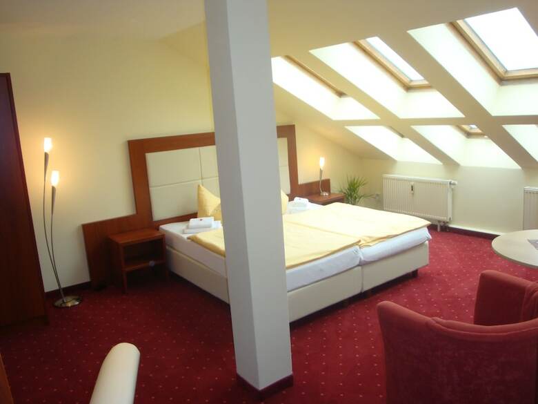 Hotel Viacity