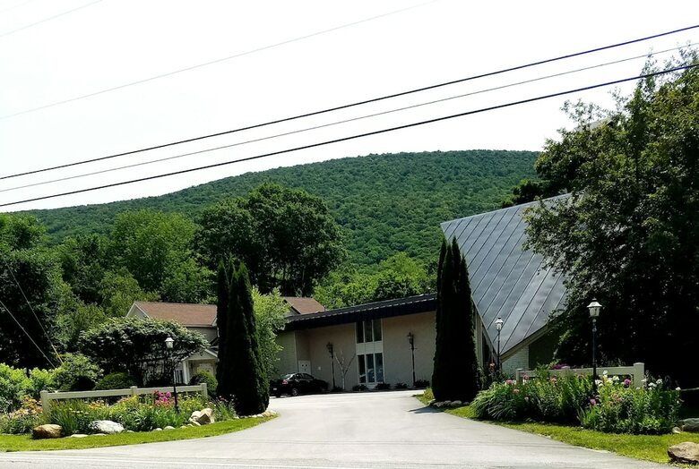 Hotel Toll Road Inn
