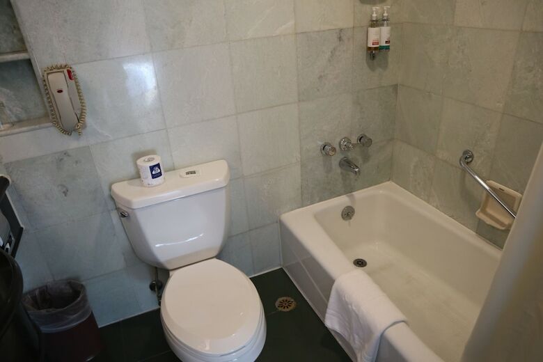 Jianguo Hotel Shanghai