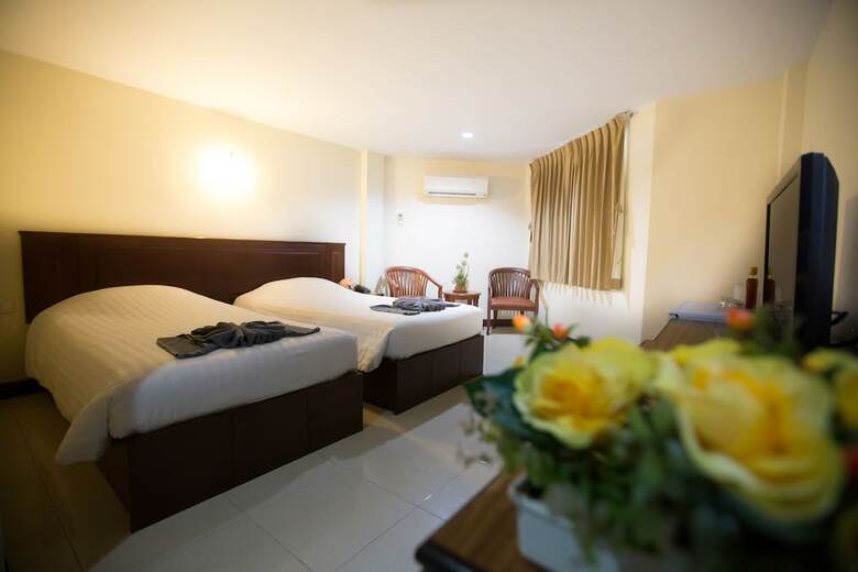 Hotel Twin Palms Resort