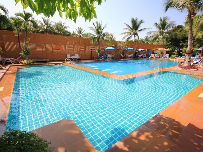 Hotel Twin Palms Resort