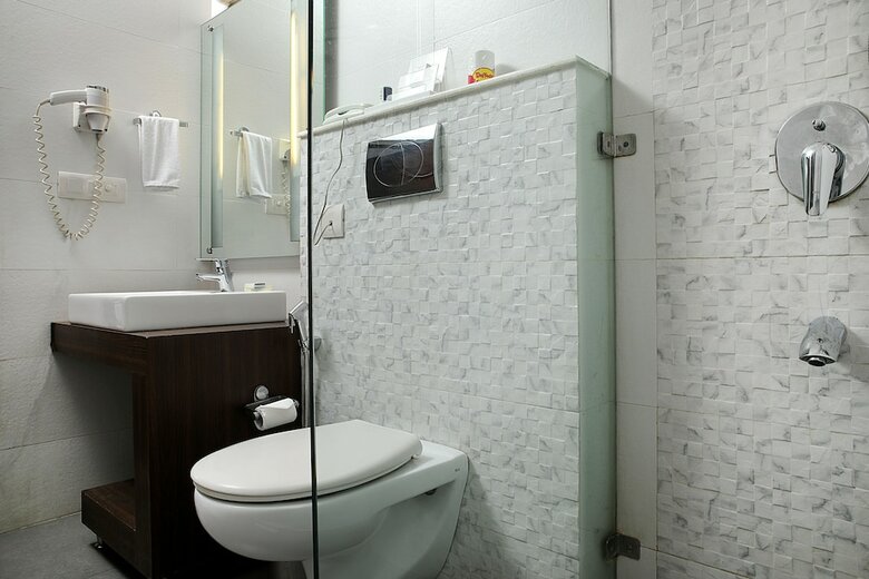 Hotel Ahuja Residency Gurgaon