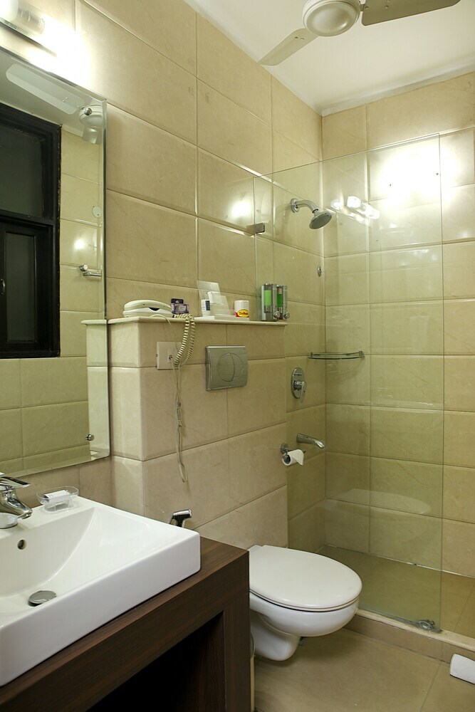Hotel Ahuja Residency Gurgaon