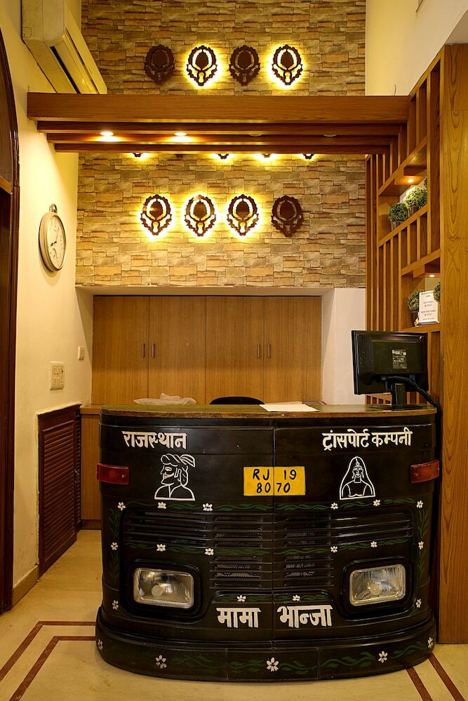 Hotel Ahuja Residency Gurgaon