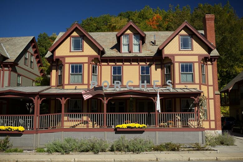 Hotel The Porches Inn