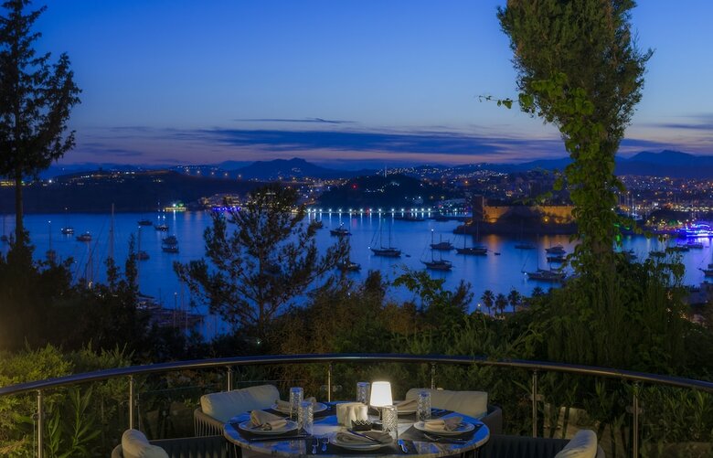 Hotel Manastir And Suites