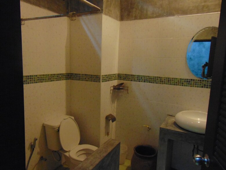 Hostal Phatchara Boutique Hotel - Hostel