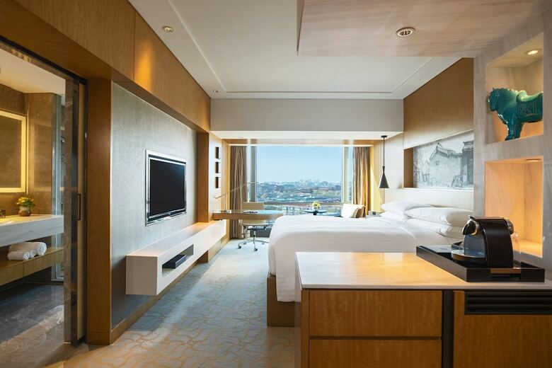 Renaissance Beijing Wangfujing Hotel