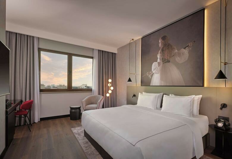 88 Rooms Hotel