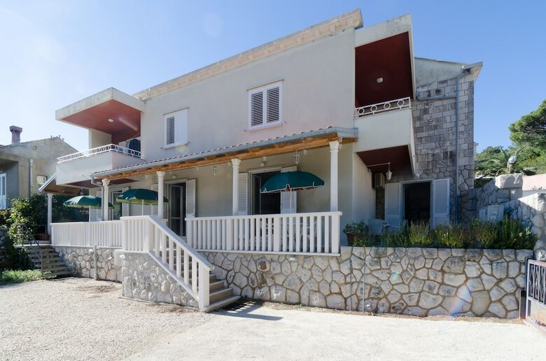 Hotel Kusalo Apartments