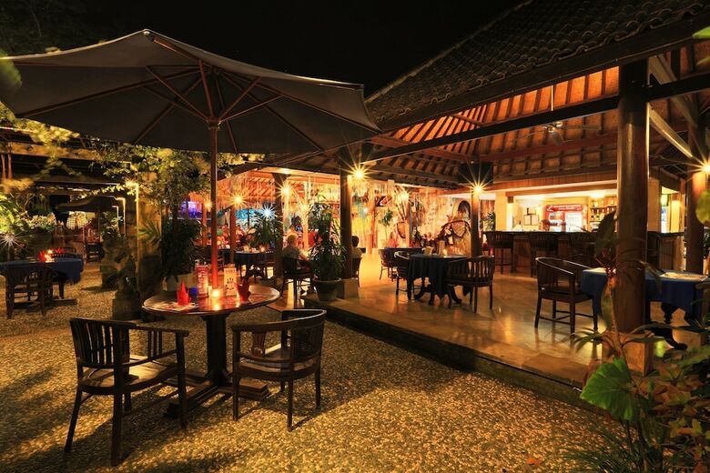 Laghawa Beach Inn Hotel