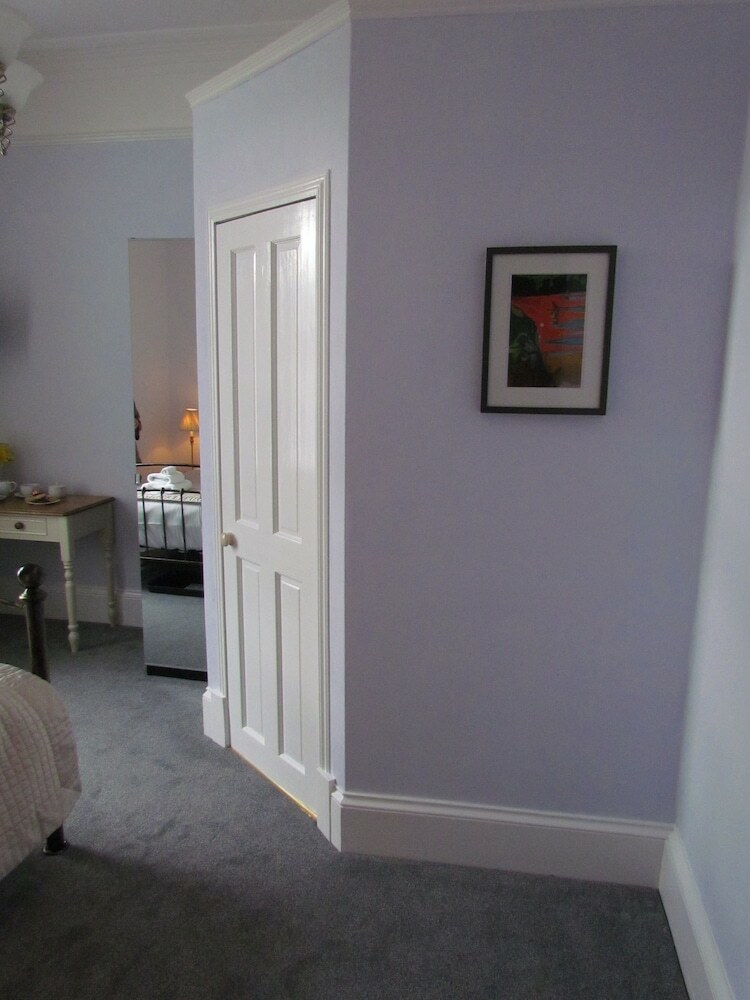 Bed & Breakfast Queensberry House