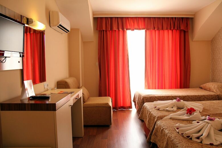 Lims Bona Dea Beach Hotel ? All Inclusive