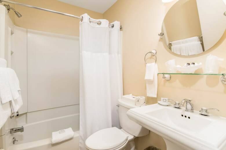 Hotel Grey Fox Inn