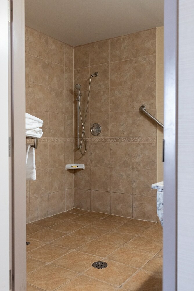 Hotel Best Western Plus Bowmanville