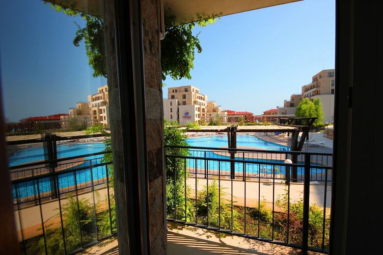 Menada Luxor Apartments