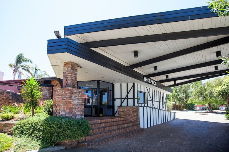 Hotel Leisure Inn