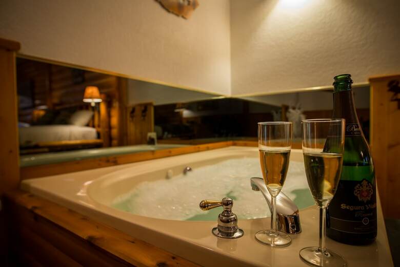 Hotel Baker Creek Mountain Resort