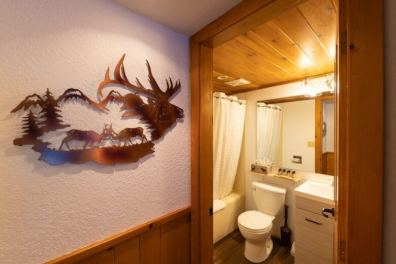 Hotel Baker Creek Mountain Resort